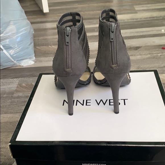 Nine West heels - Picture 4 of 6